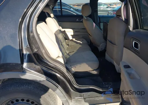 2014 Ford Explorer z USA, uszkodzony, nr VIN 1FM5K7B82EGA48704